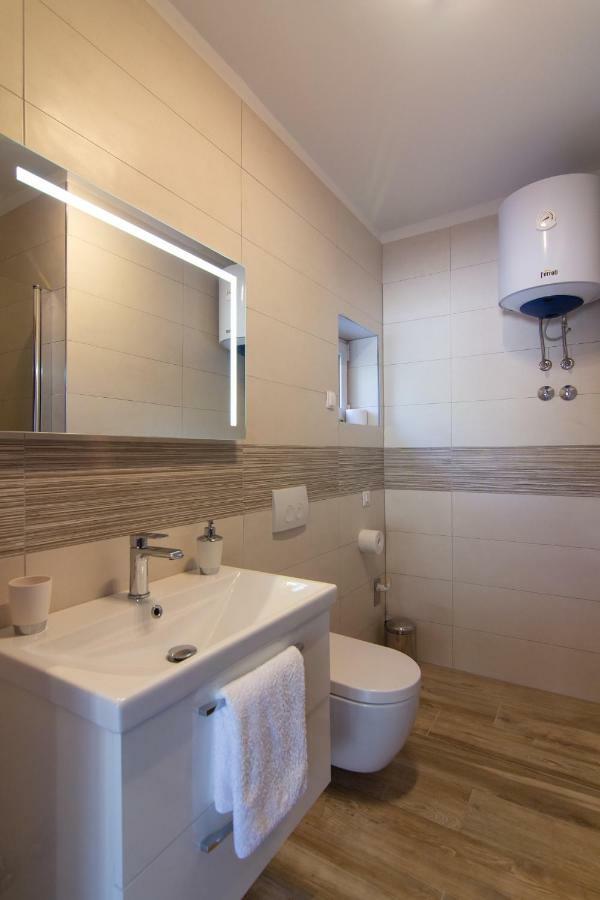 Apartments Edi & Tea Malinska Εξωτερικό φωτογραφία