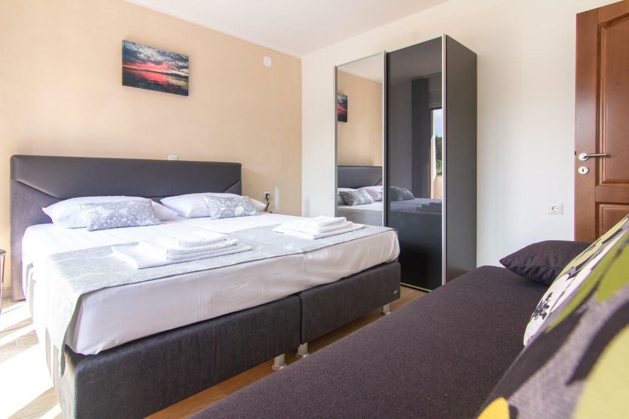 Apartments Edi & Tea Malinska Εξωτερικό φωτογραφία